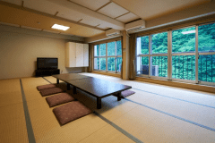 20畳和室