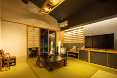 【一戸建て特別室】半露天風呂付き　◆せせらぎ◆