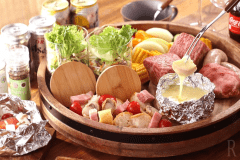 【1泊2食付き】とろりと濃厚なチーズフォンデュとBBQ、山の幸を存分に満喫♪