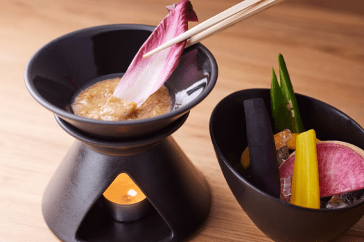 【淡路焼肉割烹「琥珀」】自然豊かな淡路島の恵みを愉しめる島野菜のバーニャカウダ（イメージ）