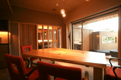 ヴィラ楽園 海の庭 Type C - 喜楽 -/ 103号（リビングダイニング）