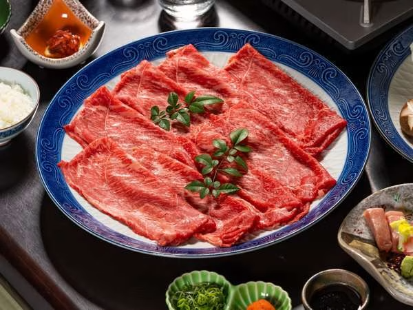 牛しゃぶ、牛すき熊野牛(一例) 牛しゃぶ、牛すき熊野牛(一例)