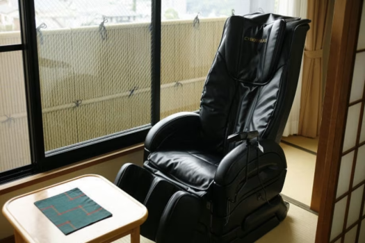 全客室にマッサージチェアーを完備致しております。