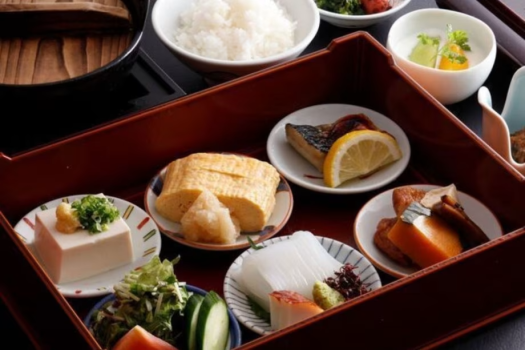 １박 조식 포함 23시까지 체크인 가능! 중심가까지 송영ＯＫ♪저녁은 아리마 중심가에서