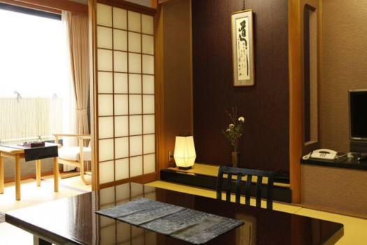 ◆日帰り昼食＆夕食付き◆寛ぎの和室22時迄◆禁煙室◆