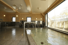 展望大浴場からは有馬温泉が一望できます。