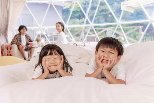 【小学生以下 宿泊無料キャンペーン！】星空の下、家族の時間が輝き出す！夏休みファミリーグランピング宿泊体験プラン7/21-8/31《スタンダードBBQ・温泉入浴券付き》