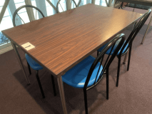 テーブル席（４名掛け）