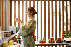 【グロサリーショップ 島あそび】湊小宿での様々なシーンを通じて島のフードツーリズムをお愉しみください