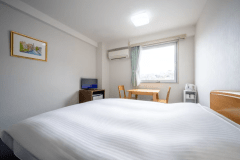 ダブルルーム（喫煙・禁煙）