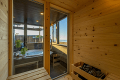 贅沢な「大人の隠れ家」にはサウナも完備。※ロウリュサウナではありません