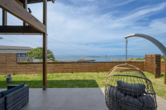 プライベートなVILLAは非日常的な空間。テラスでは食材を持ち込んでBBQも可能です。