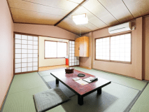 【本館４F】＜お部屋へは階段利用＞和室１０畳～１４畳【禁煙】