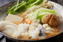 【鱧すき鍋】淡路島の郷土料理。地の玉葱とご一緒に。（イメージ）