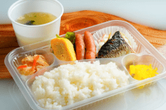 朝食一例（お味噌汁付き）