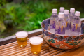 談話室では、ビール、コーヒー、ミネラルウォーターをご自由にお飲みいただけます。