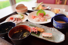 夕食和食膳（一例）