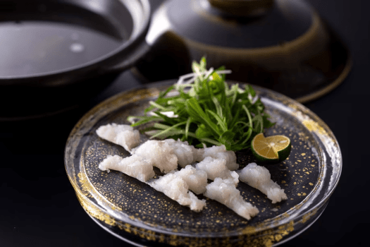 【ダイニング「清水茶寮」】京とうふ旬魚鍋懐石（淡路島産鱧のしゃぶしゃぶ／夏 イメージ）