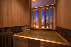 半露天風呂付和風ツイン（町並みビュー）35平米