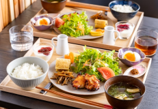 Breakfast included [Best rate here]