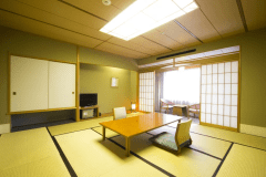 【和室】家族・グループ旅行に最適な10～12.5畳の和室です。