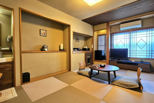 エコノミー客室8畳　トイレはついておりませんが、当館で一番お安くご宿泊できるお部屋です！