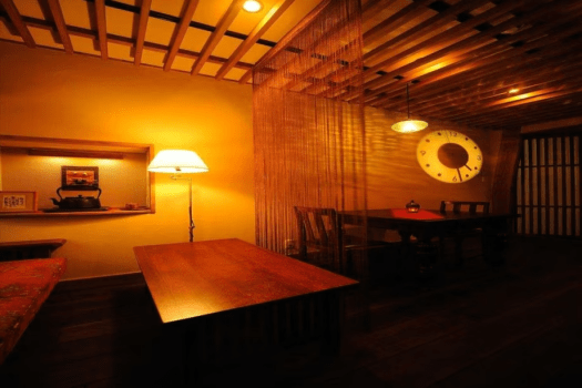 【森の寛ぎ処】朝はドリップ珈琲を振る舞います。焙煎からこだわった味をご賞味下さい