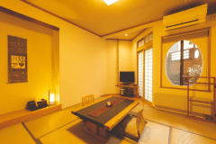 【スタンダード客室】バス・トイレ付です