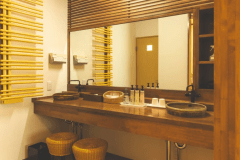 【森のデラックス231号室】洗面所を2つ設けております