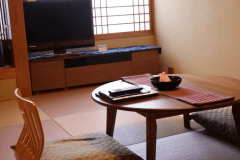 エコノミー客室8畳