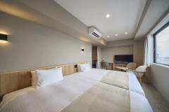 ◇禁煙◇スーペリアツインルーム【最上階】｜26.9㎡｜シモンズ製ベッド幅140㎝×2台