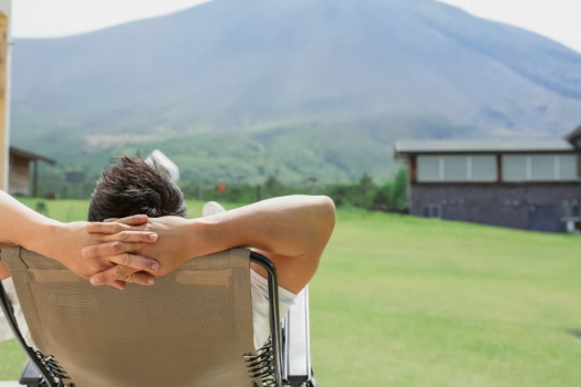 目いっぱいに広がる浅間山を眺めながらゆったりとくつろぐ