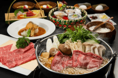 神内和牛あかを使用した「すき焼き会席膳」