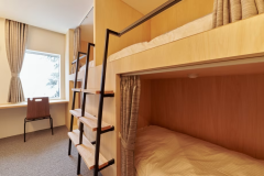 相部屋　2段ベッド　2名1室