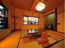 【川側客室10畳】銀山の街並みを一望