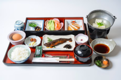 朝食付プラン【和朝食膳・温泉を堪能】