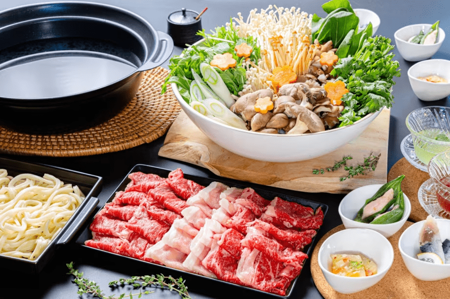 【1Nightwith2Meals】&ldquo;Shabu-Shabu Hot Pot Course&rdquo; with Two Types of Koshu Wine Beef Enjoy a relaxing in-room dining experience