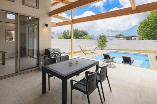 富士景觀泳池別墅【優質客房】