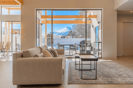 【連泊割】≪2泊目から10％OFF！≫ロングステイでお得にゆったりと。～富士山を望む1棟貸切のプライベートヴィラで家族や仲間と自由に楽しむ&rdquo;リゾート旅&rdquo;～