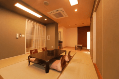 《特別室》和室10畳+応接間《露天風呂付》