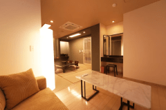 《特別室》和室10畳+応接間《露天風呂付》