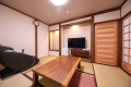 [Main Building 1st Floor] "Ayame" with Open-Air Bath (6-Tatami Japanese-Style Room + 4.5-Tatami Western-Style Room)