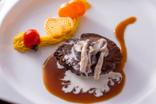 [Dinner & Breakfast] Nagi Beef Kaiseki Dinner with Teppanyaki Steak and Sukiyaki