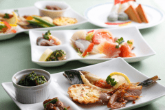 地元津山や岡山の味覚をふんだんに散りばめたディナーブッフェ（イメージ）