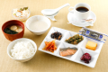 【ひょうご共済会館】朝食｜レストランにて日替わりの和定食をご用意いたします。コーヒーのサービスもしております♪