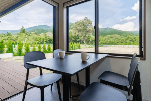 🐾連泊割🐾平日限定・2泊目以降30％OFF！～愛犬とゆったりお得に過ごせるロングステイプラン～ご当地の&rdquo;食&rdquo;を愉しむ3種の選べるお食事も～【食事付き／素泊り選択自由】