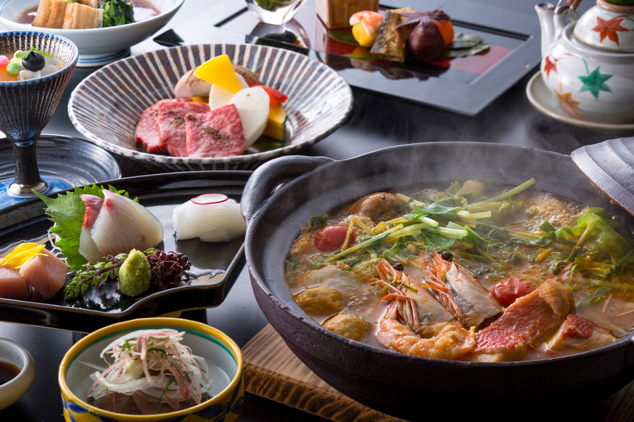 自慢の讃岐食材を贅沢に散りばめた逸品会席(イメージ) 自慢の讃岐食材を贅沢に散りばめた逸品会席(イメージ)