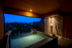 【貸切露天風呂なごみ湯】プライベートな湯浴みを楽しむ貸切露天風呂