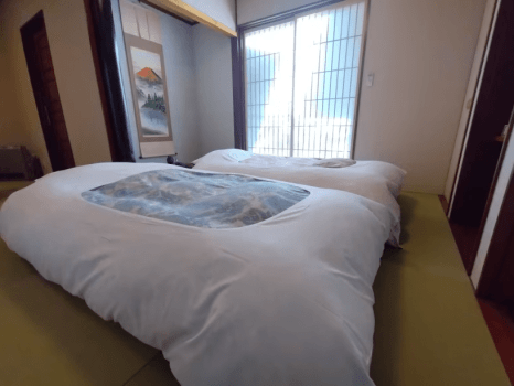 客室一例(6畳×2間) 客室一例(6畳×2間)
