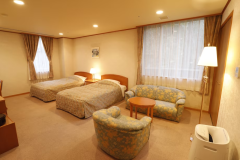 【有馬 瑞宝園】客室｜プレミアムスイート＊ベッドルーム